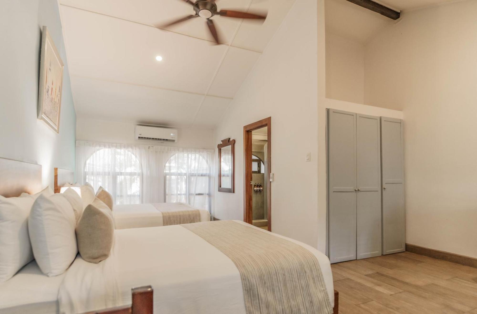 Bahia Del Sol Beach Front Boutique Hotel بوتريرو المظهر الخارجي الصورة